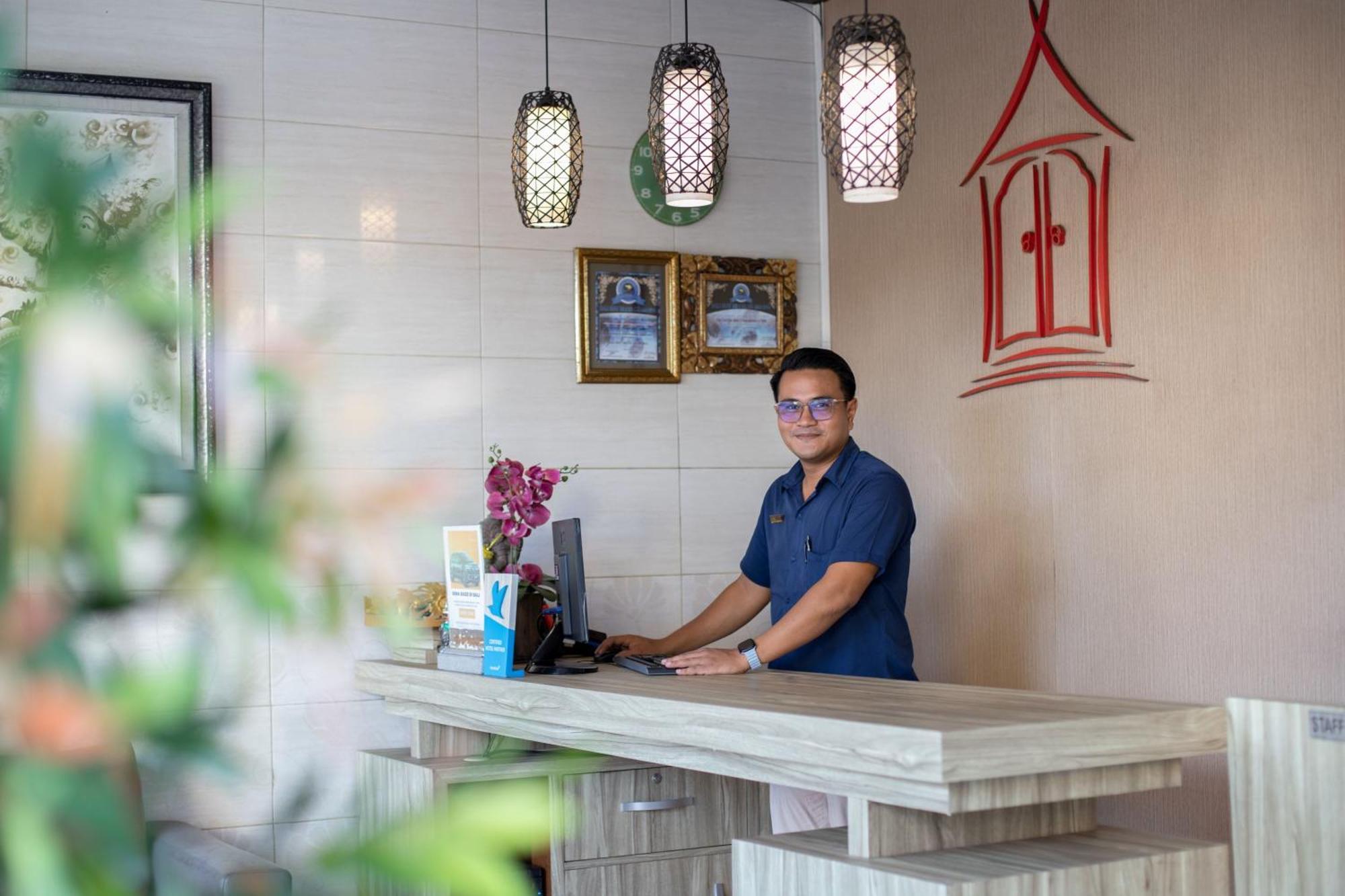 Angkul Angkul Beach Inn Kuta By Kamara Kültér fotó